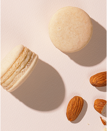 Photo of Macarons baked with Aquafaba